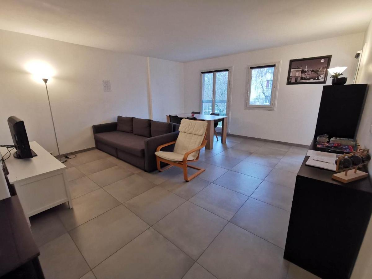 Appartement Proche Disneyland & Paris - 20 Minutes - Proche Gare Rer Noisiel Eksteriør bilde