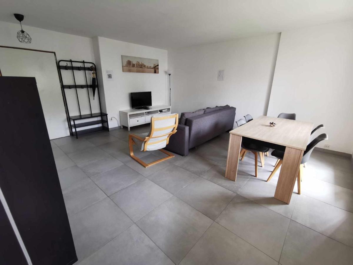 Appartement Proche Disneyland & Paris - 20 Minutes - Proche Gare Rer Noisiel Eksteriør bilde